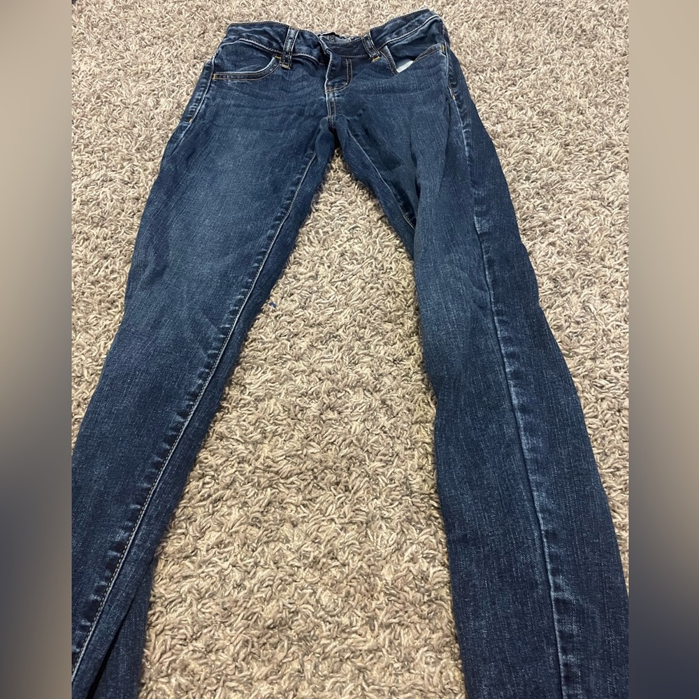 American eagle dark blue non ripped jeans